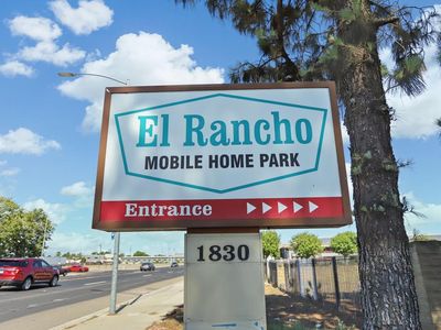 1830 E Yosemite Ave SPACE 4