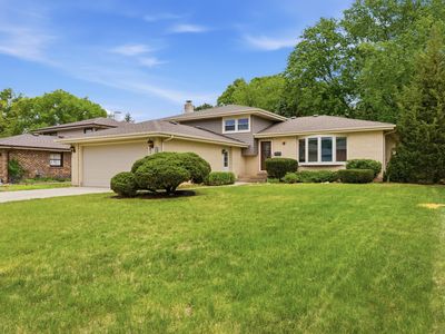 565 Eletson Dr
