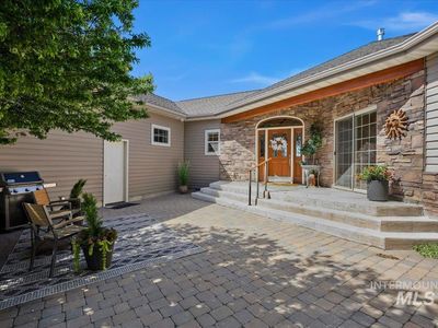 536 Mahard Dr