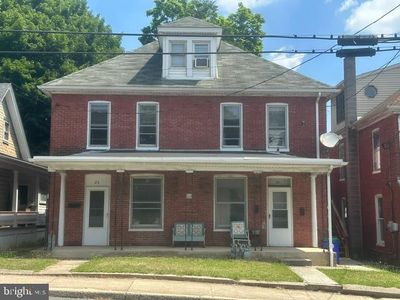 23 & 25 N Queen St