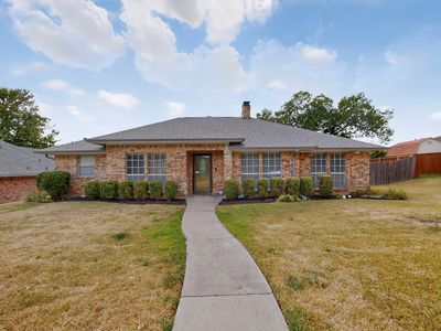 2413 Club Meadow Dr