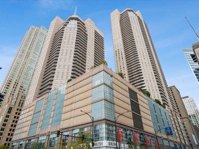 545 N Dearborn St APT 2511