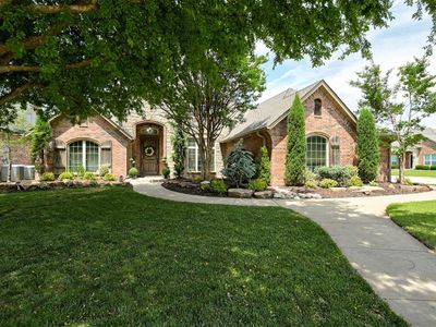 712 Trisha Ln