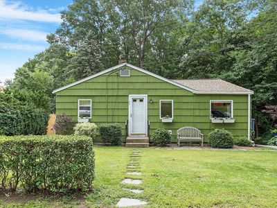 45 Lakeshore Dr