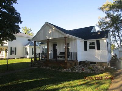 35 Woodland Ave