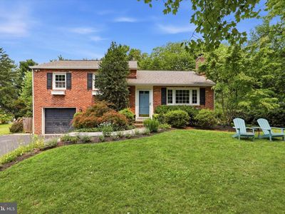 303 Landsende Rd