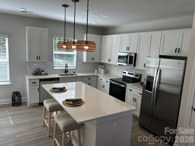 1915 Dove Dr