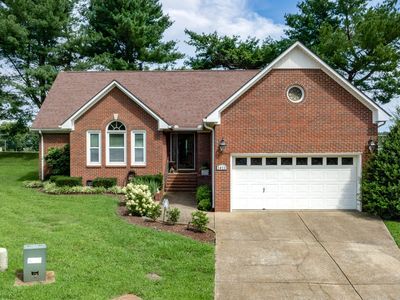 5026 Camelot Dr