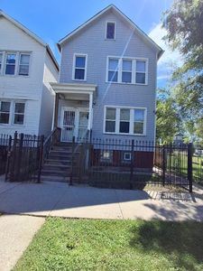 4463 S Princeton Ave