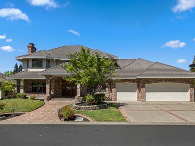 891 Shore Breeze Dr