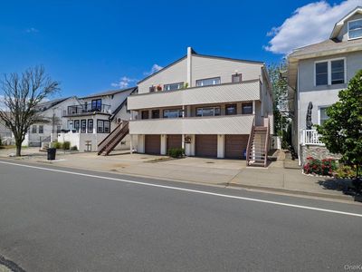 537 E Broadway #201