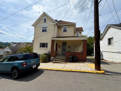 321 Greenside Ave