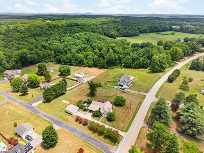 2441 Cunningham Rd