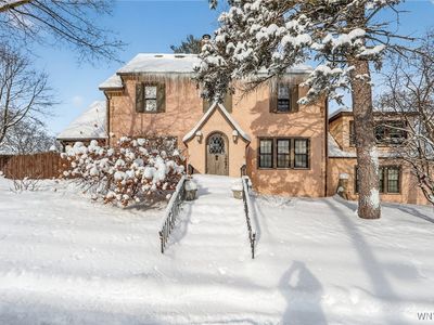 Property at 653 Parkway E, Utica, NY