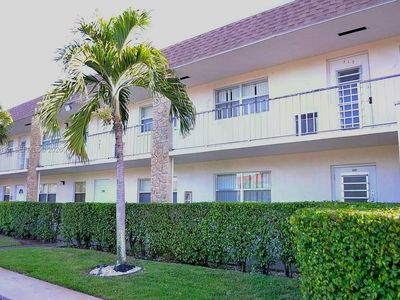 9855 Sandalfoot Blvd APT 308