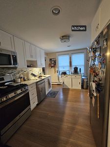 33 Colonial Rd APT 10