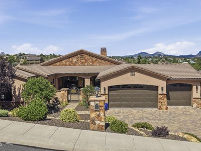 1576 Standing Eagle Dr
