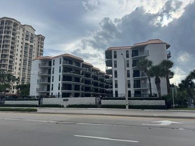 2029 N Ocean Blvd APT 403