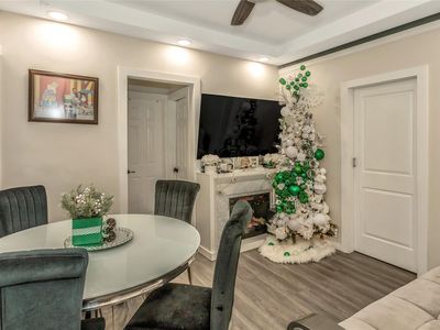 1383 Plimpton Avenue #5B