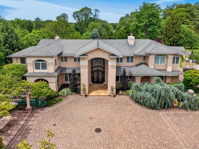 5 Glen Hill Court