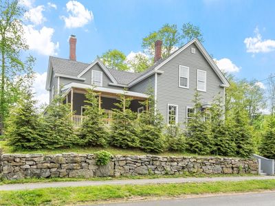 37 Dexter St
