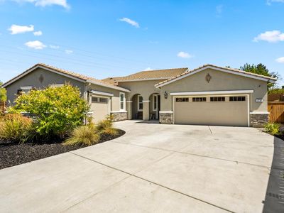 3730 Golden Eagle Pl