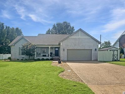 169 North Dr