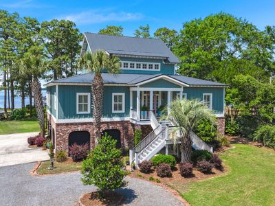 423 Lake Moultrie Dr