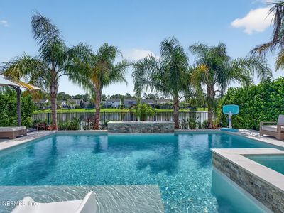 381 PARKBLUFF Circle