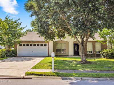 20 Lakeview Dr