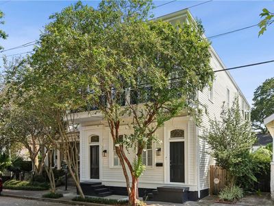 1405 Saint Mary St