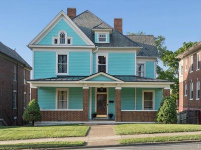 435 Elm Ave SW