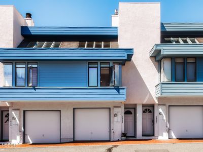 1623 Ramona Ave