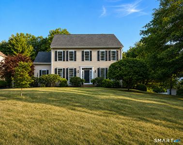 25 Fenwick Drive