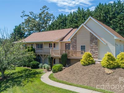 506 Brook Knoll Cir