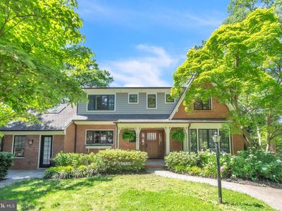 2803 Arizona Ter NW