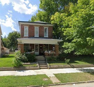 120 S 11th St
