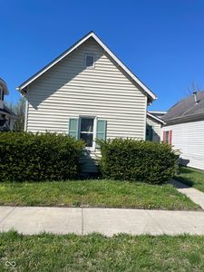 215 E Laurel St