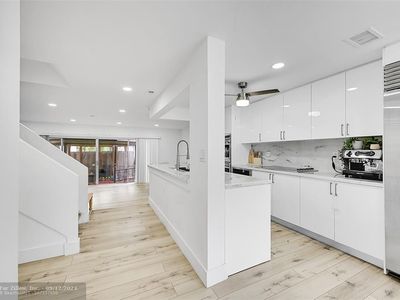 8197 NW 8th Mnr UNIT 2