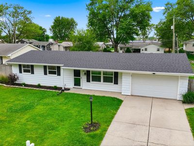 6211 Glenview Dr