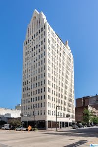 2008 3rd Ave N APT 15A