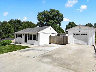 11 Robin Dr