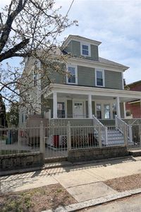24 Fairfield Ave