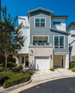 2101 Two Harbors Cir