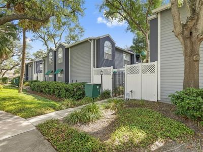 606 S Albany Ave APT 2