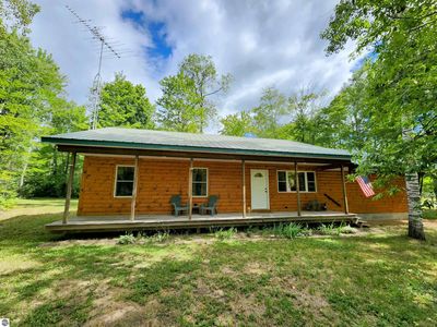 6722 Manistee Heights Dr