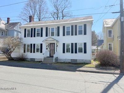 90 Washington Ave