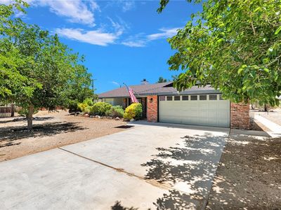 Property at 10055 Baker Rd, Lucerne Valley, CA