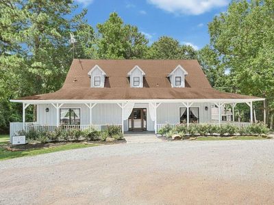 1951 S Pine Lake Rd