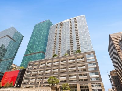 240 E Illinois St APT 1009